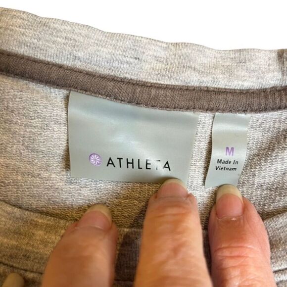 Athleta Idyllwild Long sleeve Crewneck Sweatshirt Grey #138220 Size Medium - Picture 4 of 8